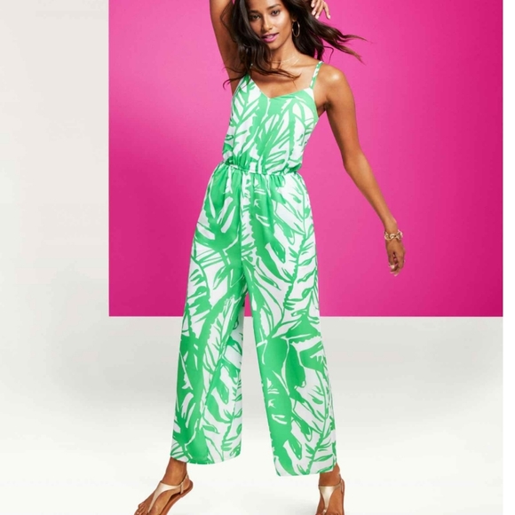 Lilly Pulitzer for Target Leaf Print Jumpsuit Size Small - Picture 2 of 13